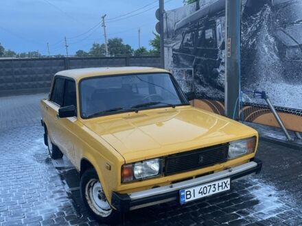 ВАЗ 2105 1984 у Кременчуге на Automoto.ua Жовтий ВАЗ 2105, об'ємом двигуна 1.2 л та пробігом 3 тис. км за 725 $, фото 1 на Automoto.ua