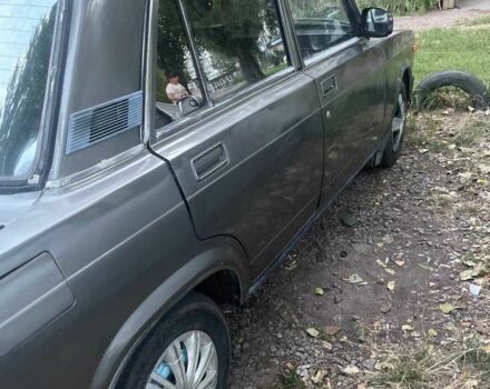 Серый ВАЗ 2105, объемом двигателя 0 л и пробегом 300 тыс. км за 700 $, фото 2 на Automoto.ua