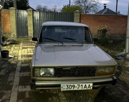 Серый ВАЗ 2105, объемом двигателя 1.5 л и пробегом 100 тыс. км за 952 $, фото 1 на Automoto.ua