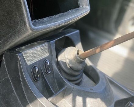 Сірий ВАЗ 2105, об'ємом двигуна 1.6 л та пробігом 200 тис. км за 300 $, фото 6 на Automoto.ua