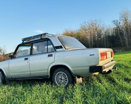 Серый ВАЗ 2105, объемом двигателя 1.5 л и пробегом 1000 тыс. км за 800 $, фото 1 на Automoto.ua