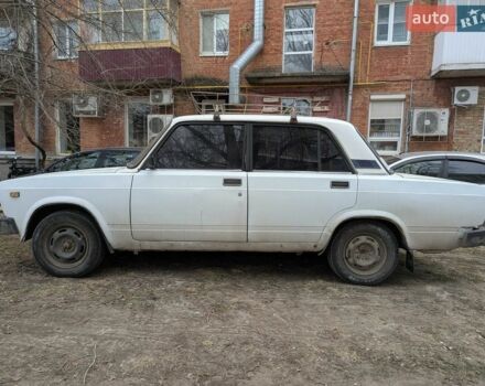 Серый ВАЗ 2105, объемом двигателя 1.3 л и пробегом 140 тыс. км за 601 $, фото 1 на Automoto.ua