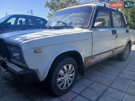 Серый ВАЗ 2105, объемом двигателя 1.5 л и пробегом 120 тыс. км за 700 $, фото 1 на Automoto.ua