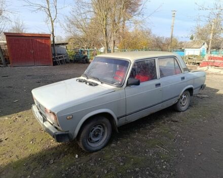 Серый ВАЗ 2105, объемом двигателя 1.5 л и пробегом 235 тыс. км за 476 $, фото 1 на Automoto.ua