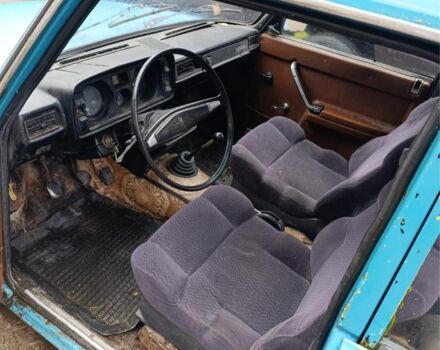 Синий ВАЗ 2105, объемом двигателя 1.3 л и пробегом 120 тыс. км за 286 $, фото 4 на Automoto.ua