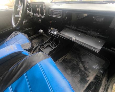 Синий ВАЗ 2105, объемом двигателя 1.5 л и пробегом 100 тыс. км за 597 $, фото 5 на Automoto.ua