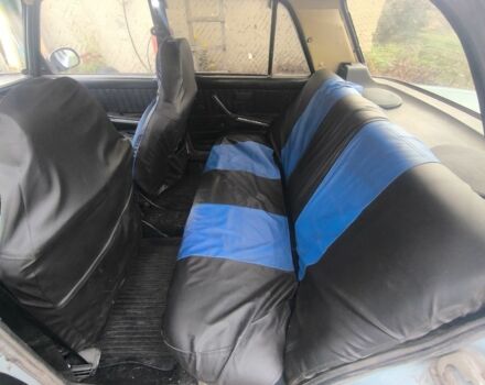 Синий ВАЗ 2105, объемом двигателя 1.5 л и пробегом 100 тыс. км за 597 $, фото 6 на Automoto.ua