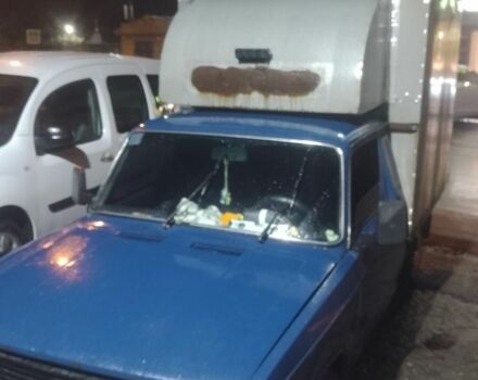 Синій ВАЗ 2105, об'ємом двигуна 1.5 л та пробігом 200 тис. км за 900 $, фото 1 на Automoto.ua