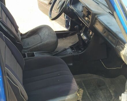 Синий ВАЗ 2105, объемом двигателя 0 л и пробегом 400 тыс. км за 500 $, фото 3 на Automoto.ua