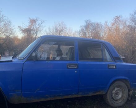 Синий ВАЗ 2105, объемом двигателя 0 л и пробегом 300 тыс. км за 332 $, фото 4 на Automoto.ua