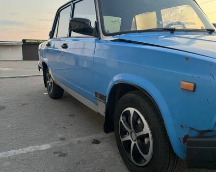 Синий ВАЗ 2105, объемом двигателя 1.3 л и пробегом 100 тыс. км за 404 $, фото 4 на Automoto.ua