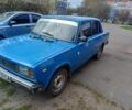 Синий ВАЗ 2105, объемом двигателя 1 л и пробегом 300 тыс. км за 900 $, фото 1 на Automoto.ua