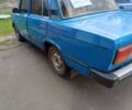 Синий ВАЗ 2105, объемом двигателя 1 л и пробегом 300 тыс. км за 900 $, фото 3 на Automoto.ua