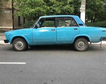 Синій ВАЗ 2105, об'ємом двигуна 1.2 л та пробігом 300 тис. км за 848 $, фото 2 на Automoto.ua