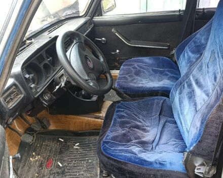 Синий ВАЗ 2105, объемом двигателя 1.2 л и пробегом 200 тыс. км за 726 $, фото 3 на Automoto.ua