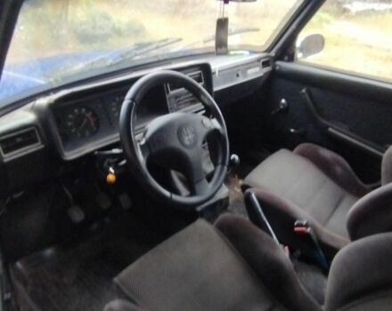 Синій ВАЗ 2105, об'ємом двигуна 0 л та пробігом 200 тис. км за 300 $, фото 3 на Automoto.ua