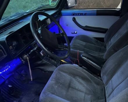 Синій ВАЗ 2105, об'ємом двигуна 0 л та пробігом 1000 тис. км за 500 $, фото 6 на Automoto.ua
