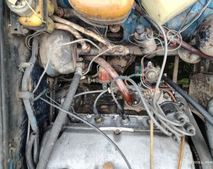 Синий ВАЗ 2105, объемом двигателя 1 л и пробегом 100 тыс. км за 120 $, фото 4 на Automoto.ua