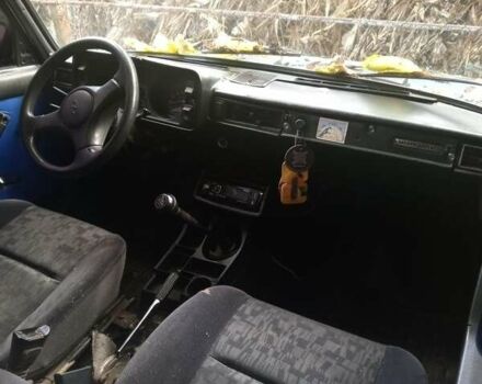 Синий ВАЗ 2105, объемом двигателя 8 л и пробегом 90 тыс. км за 408 $, фото 9 на Automoto.ua