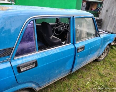 Синий ВАЗ 2105, объемом двигателя 1 л и пробегом 100 тыс. км за 120 $, фото 1 на Automoto.ua
