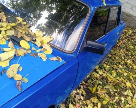 Синий ВАЗ 2105, объемом двигателя 8 л и пробегом 90 тыс. км за 408 $, фото 3 на Automoto.ua