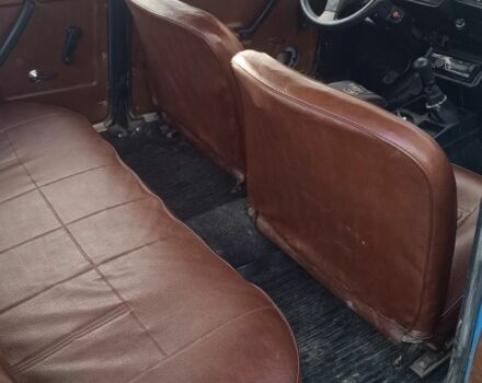 Синий ВАЗ 2105, объемом двигателя 1.2 л и пробегом 350 тыс. км за 300 $, фото 5 на Automoto.ua