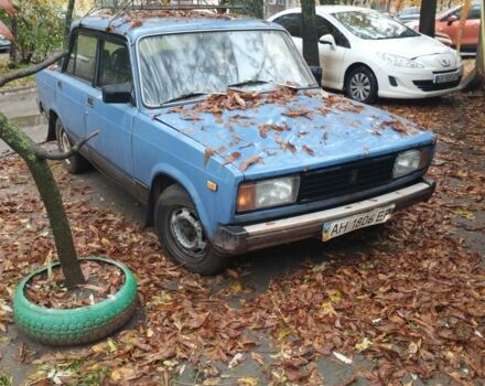 Синий ВАЗ 2105, объемом двигателя 1.5 л и пробегом 300 тыс. км за 476 $, фото 1 на Automoto.ua
