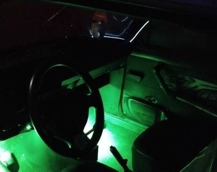 Синий ВАЗ 2105, объемом двигателя 1.3 л и пробегом 3 тыс. км за 406 $, фото 3 на Automoto.ua