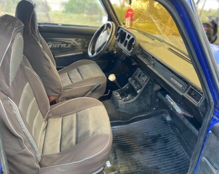 Синий ВАЗ 2105, объемом двигателя 1.3 л и пробегом 3 тыс. км за 406 $, фото 1 на Automoto.ua