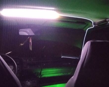 Синий ВАЗ 2105, объемом двигателя 1.3 л и пробегом 3 тыс. км за 406 $, фото 6 на Automoto.ua