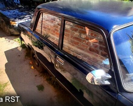 Синій ВАЗ 2105, об'ємом двигуна 1.5 л та пробігом 200 тис. км за 410 $, фото 4 на Automoto.ua