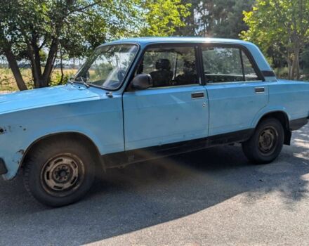 Синий ВАЗ 2105, объемом двигателя 1.3 л и пробегом 230 тыс. км за 1250 $, фото 2 на Automoto.ua