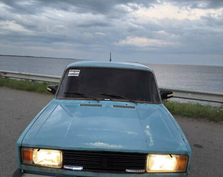 ВАЗ 2105 1989 в Черкассах на Automoto.ua Синий ВАЗ 2105, объемом двигателя 1.2 л и пробегом 100 тыс. км за 637 $, фото 1 на Automoto.ua