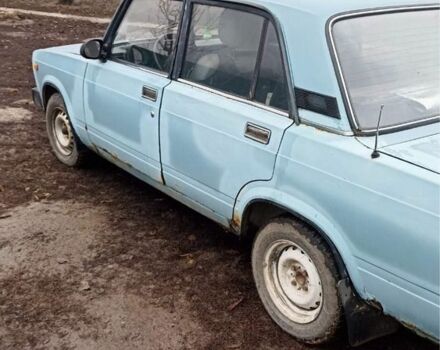 Синий ВАЗ 2105, объемом двигателя 1.3 л и пробегом 1000 тыс. км за 426 $, фото 2 на Automoto.ua