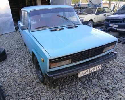 Синий ВАЗ 2105, объемом двигателя 1.5 л и пробегом 300 тыс. км за 349 $, фото 1 на Automoto.ua