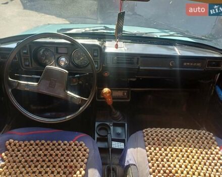 Синий ВАЗ 2105, объемом двигателя 1.29 л и пробегом 200 тыс. км за 449 $, фото 3 на Automoto.ua