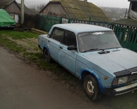 Синий ВАЗ 2105, объемом двигателя 0 л и пробегом 1000 тыс. км за 237 $, фото 2 на Automoto.ua