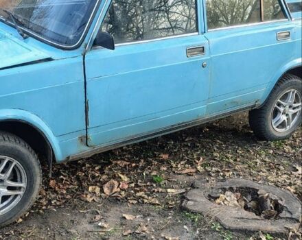 Синий ВАЗ 2105, объемом двигателя 1.5 л и пробегом 99 тыс. км за 357 $, фото 2 на Automoto.ua