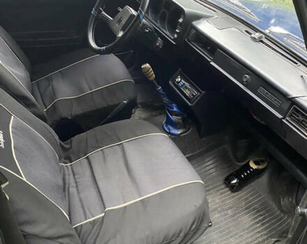 Синий ВАЗ 2105, объемом двигателя 1.3 л и пробегом 80 тыс. км за 800 $, фото 7 на Automoto.ua