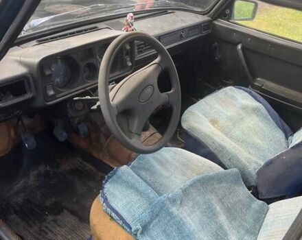 ВАЗ 2105 1990 в Харькове на Automoto.ua Синий ВАЗ 2105, объемом двигателя 1.2 л и пробегом 500 тыс. км за 200 $, фото 4 на Automoto.ua