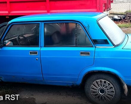 Синій ВАЗ 2105, об'ємом двигуна 1.5 л та пробігом 66 тис. км за 360 $, фото 3 на Automoto.ua