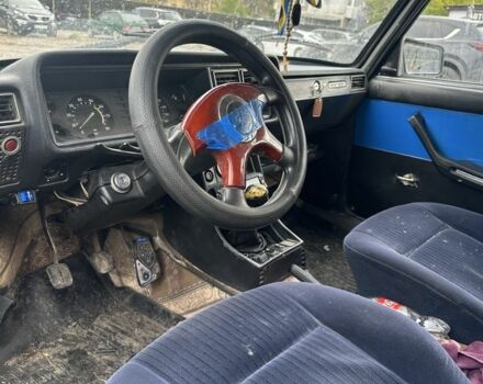 ВАЗ 2105 1990 в Кропивницком (Кировограде) на Automoto.ua Синий ВАЗ 2105, объемом двигателя 1.3 л и пробегом 49 тыс. км за 850 $, фото 5 на Automoto.ua