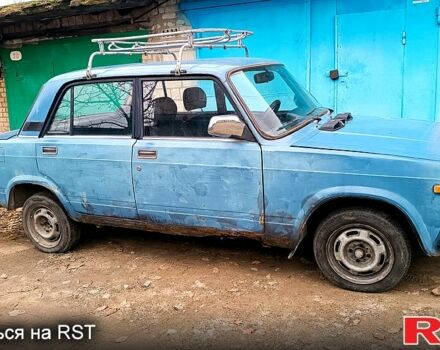 Синий ВАЗ 2105, объемом двигателя 1.2 л и пробегом 0 тыс. км за 250 $, фото 4 на Automoto.ua