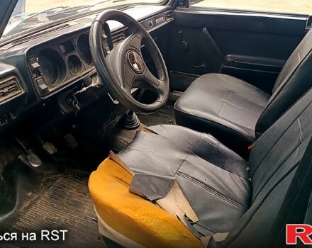 Синий ВАЗ 2105, объемом двигателя 1.2 л и пробегом 0 тыс. км за 250 $, фото 2 на Automoto.ua