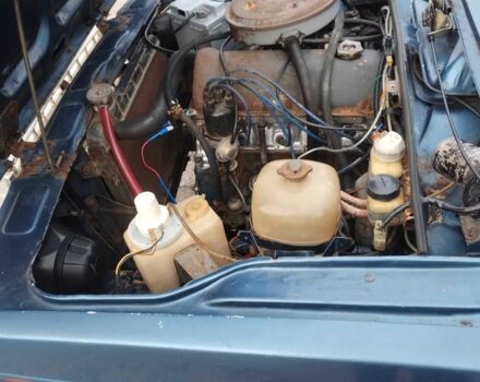 ВАЗ 2105 1991 в Конотопе на Automoto.ua Синий ВАЗ 2105, объемом двигателя 1.6 л и пробегом 13 тыс. км за 835 $, фото 2 на Automoto.ua