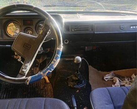 Синий ВАЗ 2105, объемом двигателя 1.2 л и пробегом 200 тыс. км за 477 $, фото 4 на Automoto.ua