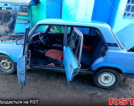 Синій ВАЗ 2105, об'ємом двигуна 1.3 л та пробігом 100 тис. км за 500 $, фото 4 на Automoto.ua