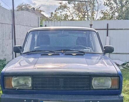 Синий ВАЗ 2105, объемом двигателя 1.5 л и пробегом 134 тыс. км за 700 $, фото 2 на Automoto.ua