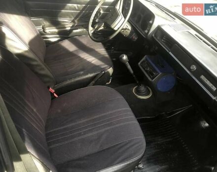 Синий ВАЗ 2105, объемом двигателя 1.5 л и пробегом 200 тыс. км за 475 $, фото 2 на Automoto.ua