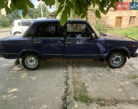 Синий ВАЗ 2105, объемом двигателя 1.5 л и пробегом 77 тыс. км за 600 $, фото 2 на Automoto.ua